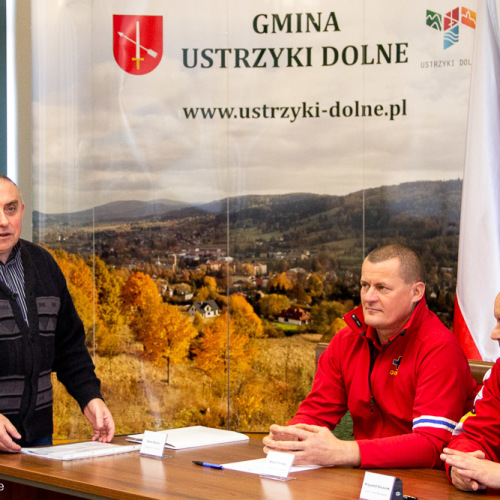 Podpisanie umowy partnerskiej. Można rozpocząć budowę nowoczesnego centrum szkoleniowego w Równi
